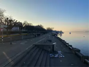 Zürich Lakeside after one Saturday Night