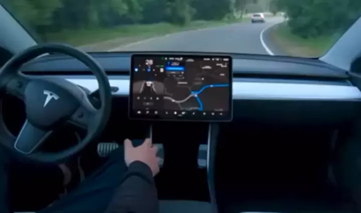 Tesla Header Picture