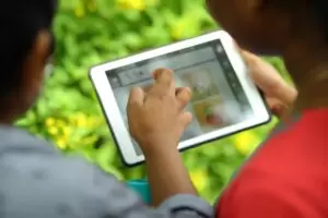 Learning using the Awaz app