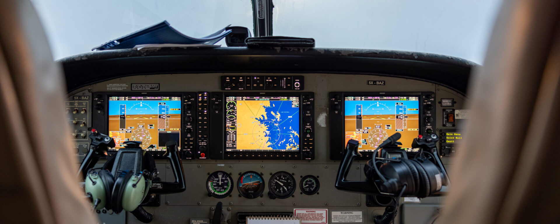 Airplane cockpit